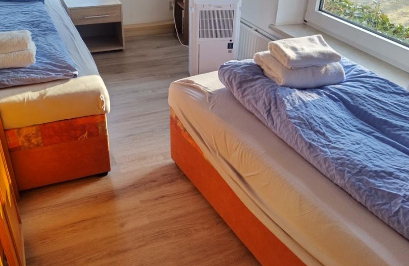 Schlafzimmer 2